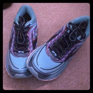 NWOT Brooks Glycerin 15